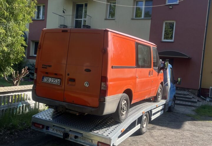 Transport pojazdów i maszyn